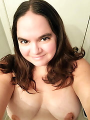 Fat female with unshaved vagina